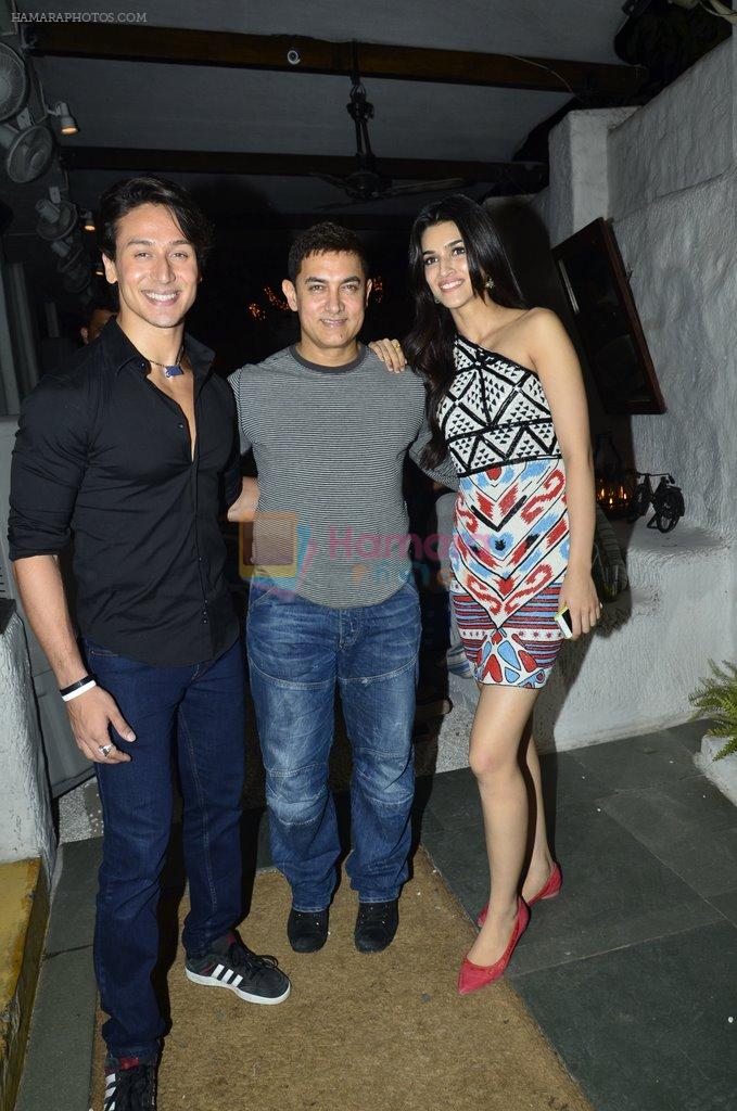 Aamir Khan, Tiger Shroff, Kriti Sanon at Heropanti success bash in Plive, Mumbai on 25th May 2014