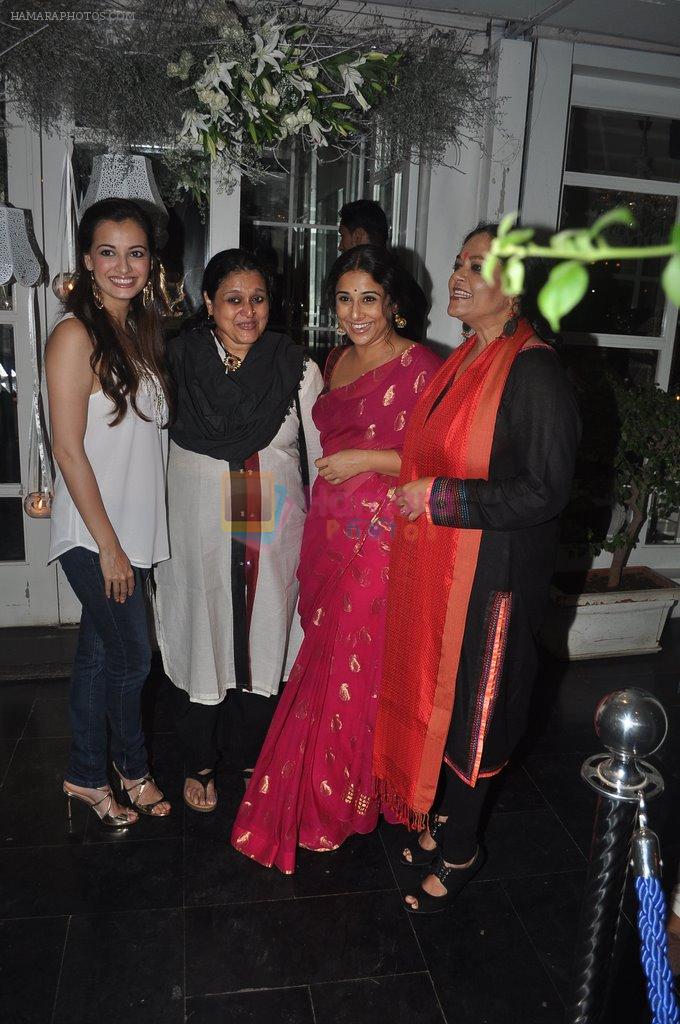 Dia Mirza, Vidya Balan, Tanvi Azmi, Supriya Pathak at Shahid Kapoor's bash for dad Pankaj Kapur in Villa 69, Mumbai on 28th May 2014