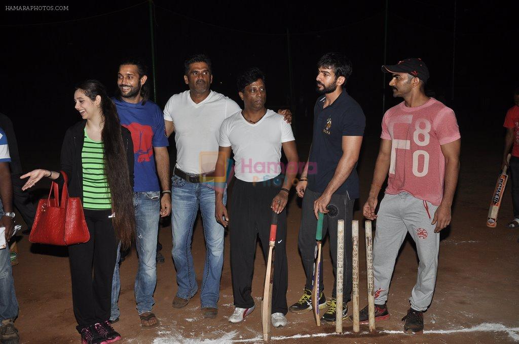 Sunil Shetty, Jay Bhanushali, Sasha Agha at celebrity cricket match in Juhu, Mumbai on 6th June 2014