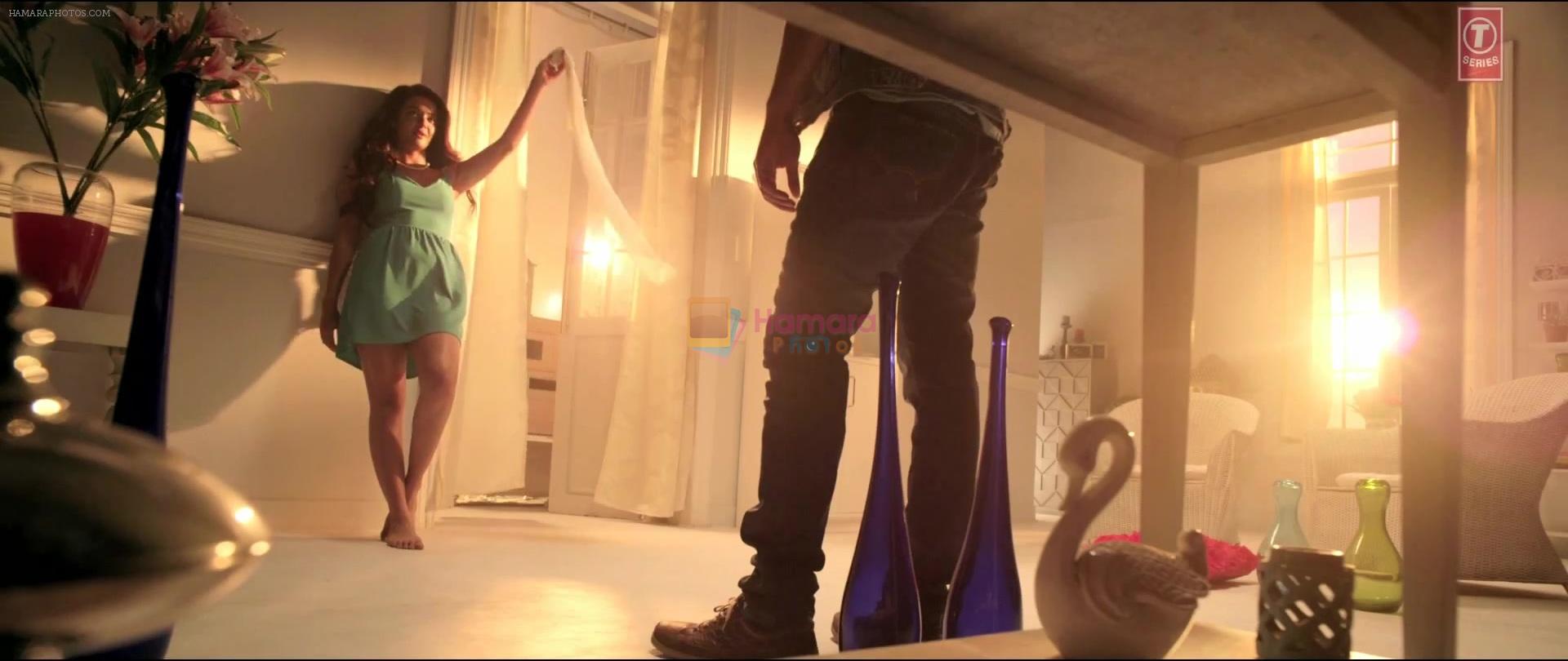 Jay Bhanushali and Surveen Chawla in stills from song Aaj Phir from movie Hate Story 2