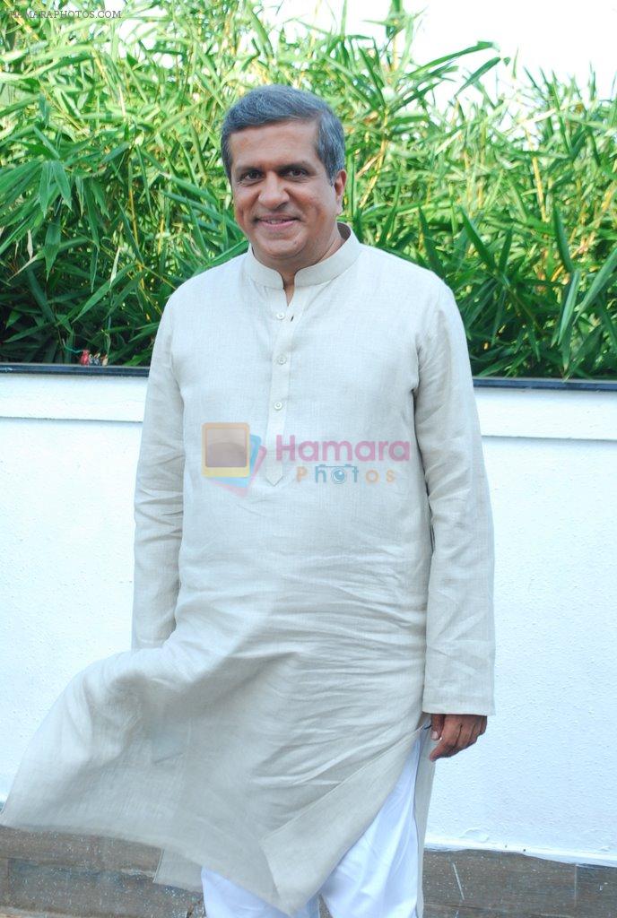 Darshan Jariwala on the sets of Bezubaan in Madh on 10th June 2014