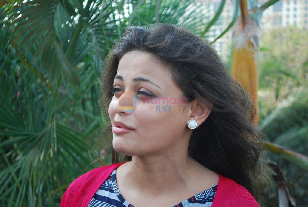 Sneha Ullal on the sets of Bezubaan in Madh on 10th June 2014