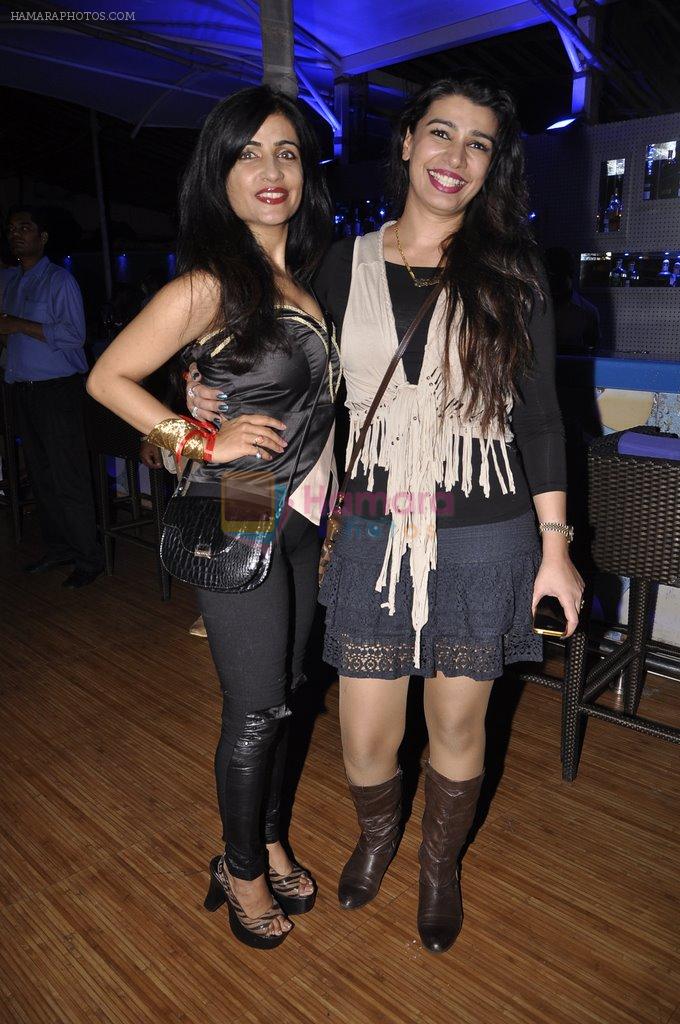Mink Brar, Shibani Kashyap at Pannu's album launch in Sheesha Lounge on 21st June 2014