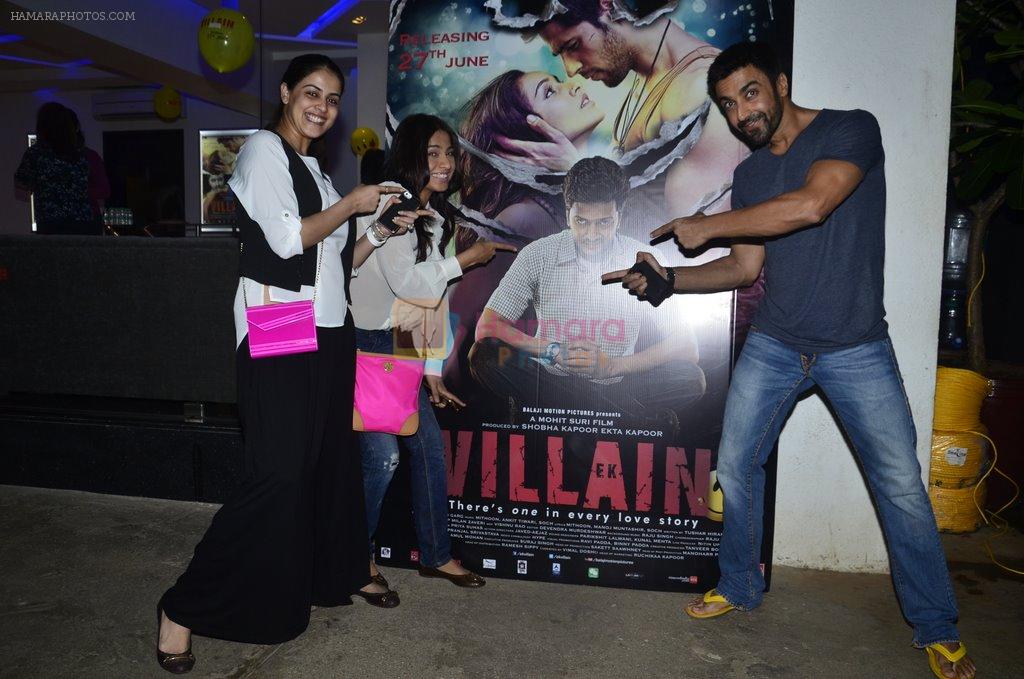 Genelia Deshmukh, Aashish Chaudhary at Riteish hosts special screening of Ek Villain in Sunny Super Sound on 26th June 2014