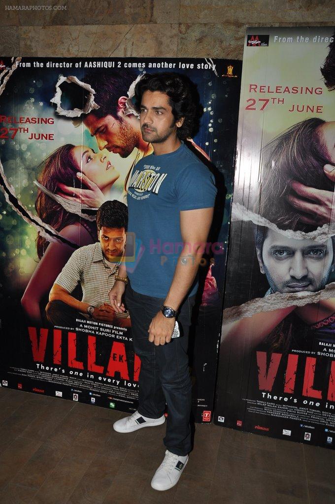 Arjan bajwa at Ek Villain special screening in Lightbox on  24th June 2014