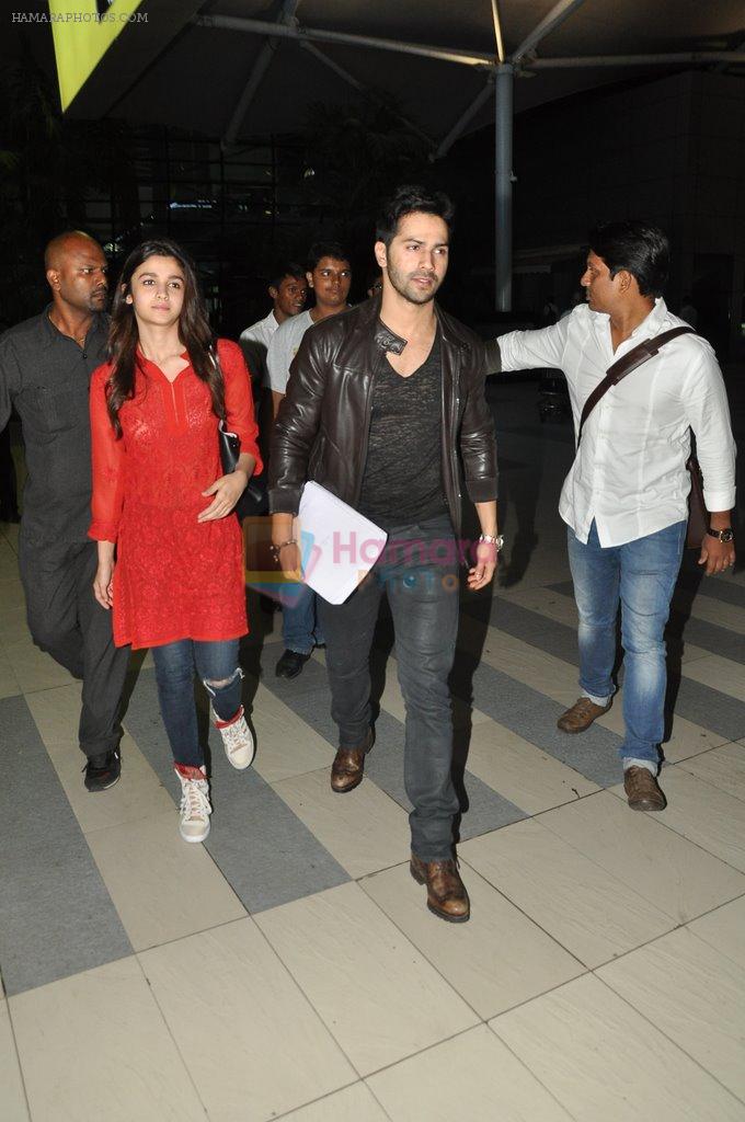 Alia Bhatt and Varun Dhawan snapped at the airport as they return from Kolkata on 1st July 2014