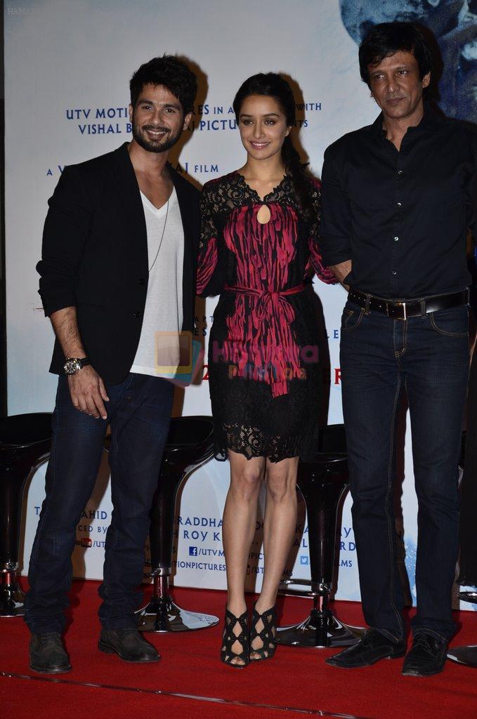 Shraddha Kapoor, Shahid Kapoor, Kay Kay Menon at the promotion of Haider on 8th July 2014