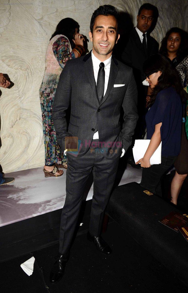 Rahul Khanna at Gaurav Gupta show fOR India Couture Week in Delhi on 18th July 2014