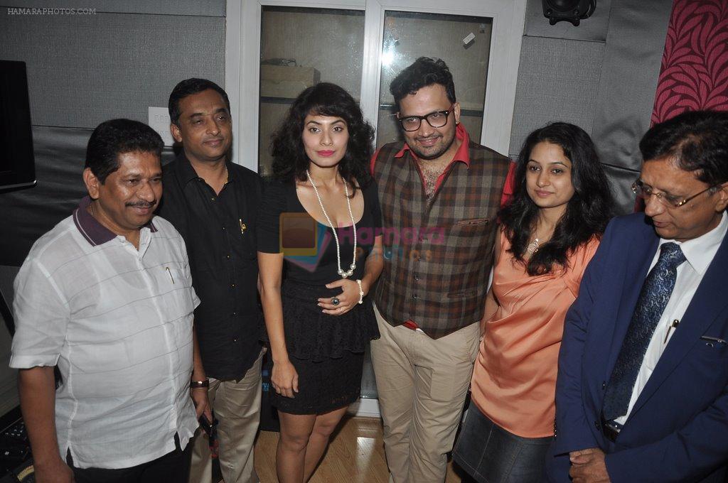 Manisha Kelkar at song recording in Mahada on 19th July 2014