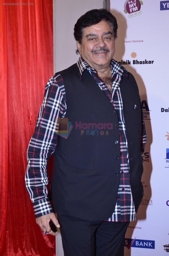 Shatrughan Sinha at IIAA Awards in Filmcity, Mumbai on 27th July 2014