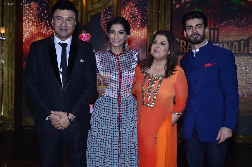 Sonam Kapoor, Fawad Khan, Anu Malik, Farah Khan on the sets of Entertainment ke liye Kuch Bhi Karega in Yashraj, Mumbai on 27th July 2014