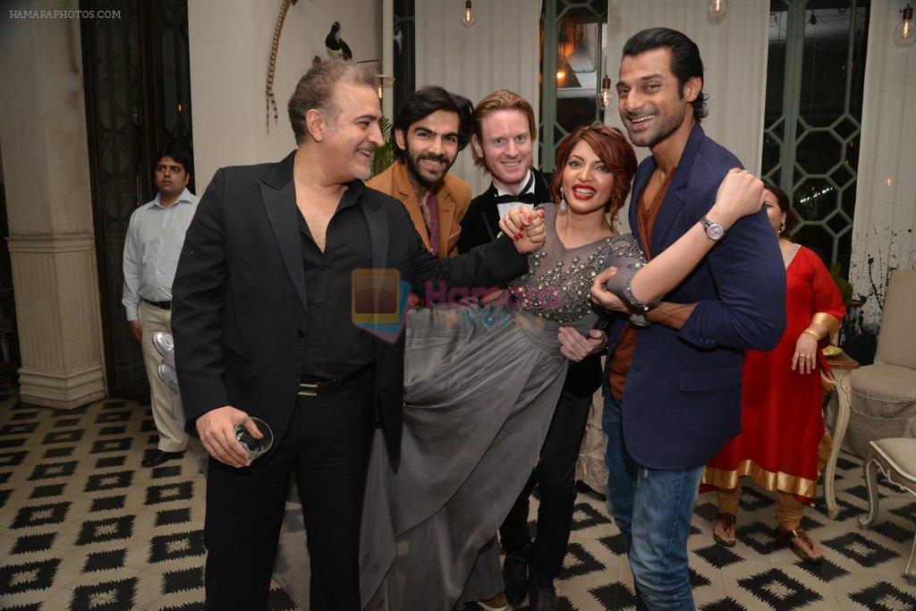 Shama Sikander, Karan Grover, Hanif Hilal, Ravi Behl at Shama Sikander's birthday party in Mumbai on 7th Aug 2014