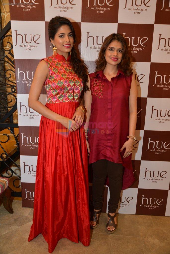 Parvathy Omanakuttan at Shruti Sancheti and Ritika Mirchandani's preview at Hue store in Huges Road on 7th Aug 2014