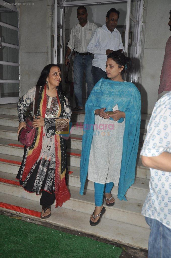 Ila Arun, Sharbani Mukherjee at Dharmesh Tiwari's Chautha in Isckon, Mumbai on 9th Aug 29014