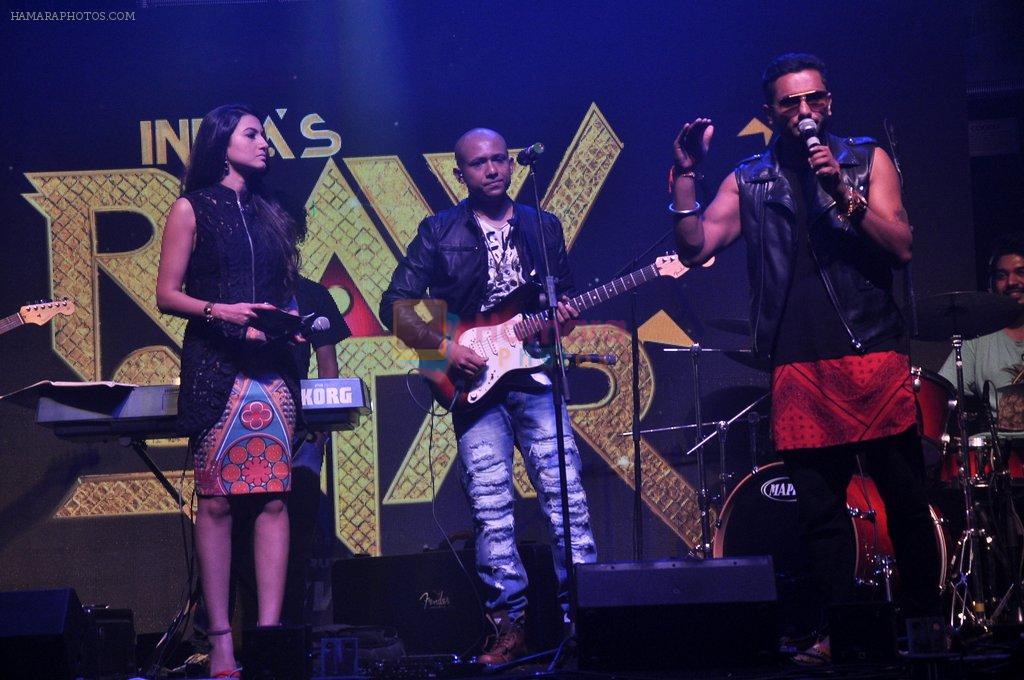 Gauhar Khan, Yo Yo Honey Singh at Star Plus Raw launch in Hard Rock Cafe on 13th Aug 2014