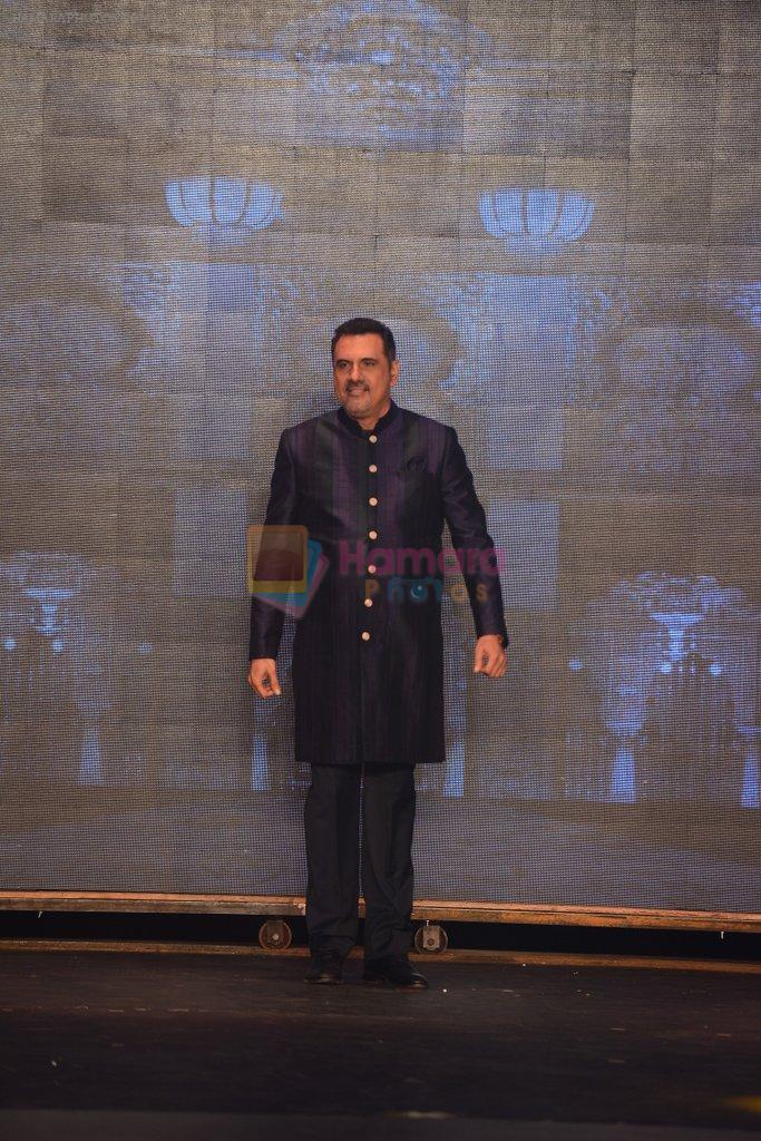 Boman Irani walks for Manish Malhotra Show in Mumbai on 14th Aug 2014
