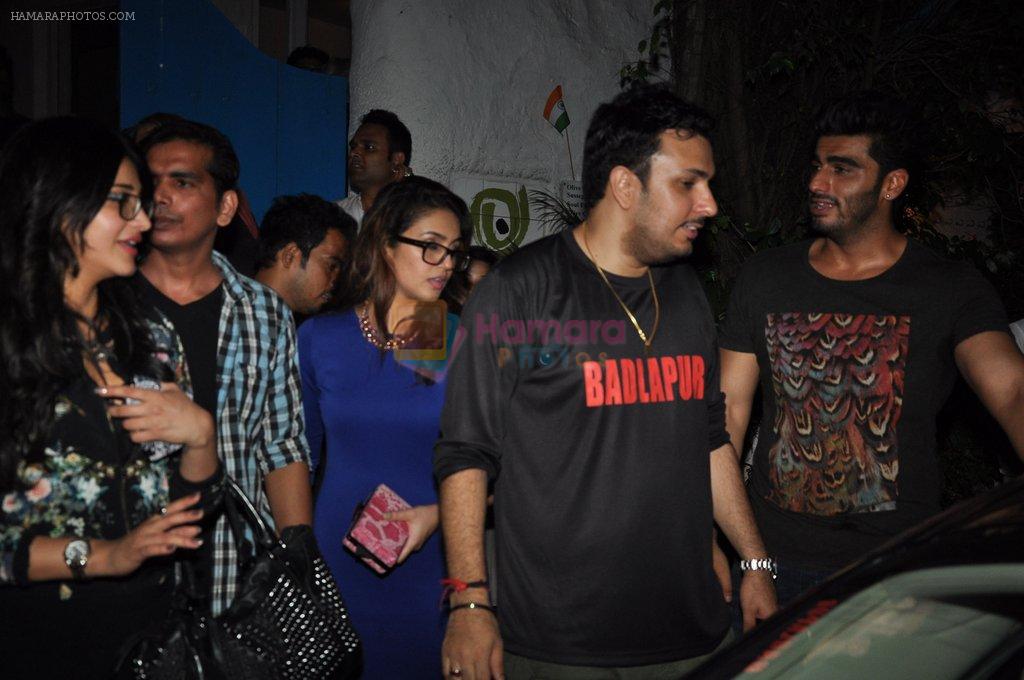 Arjun Kapoor, Shruti Hassan, Huma Qureshi at Badlapur wrap up bash in Olive, Mumbai on 17th Aug 2014