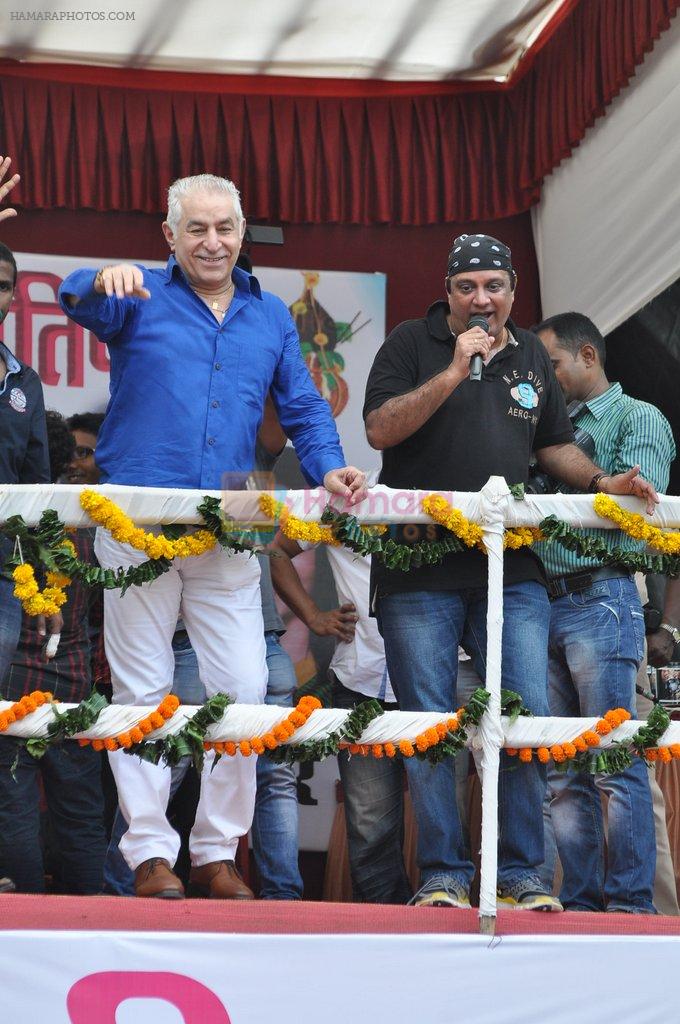 Dalip Tahil at krishna hegde dahi handi in Mumbai on 18th Aug 2014