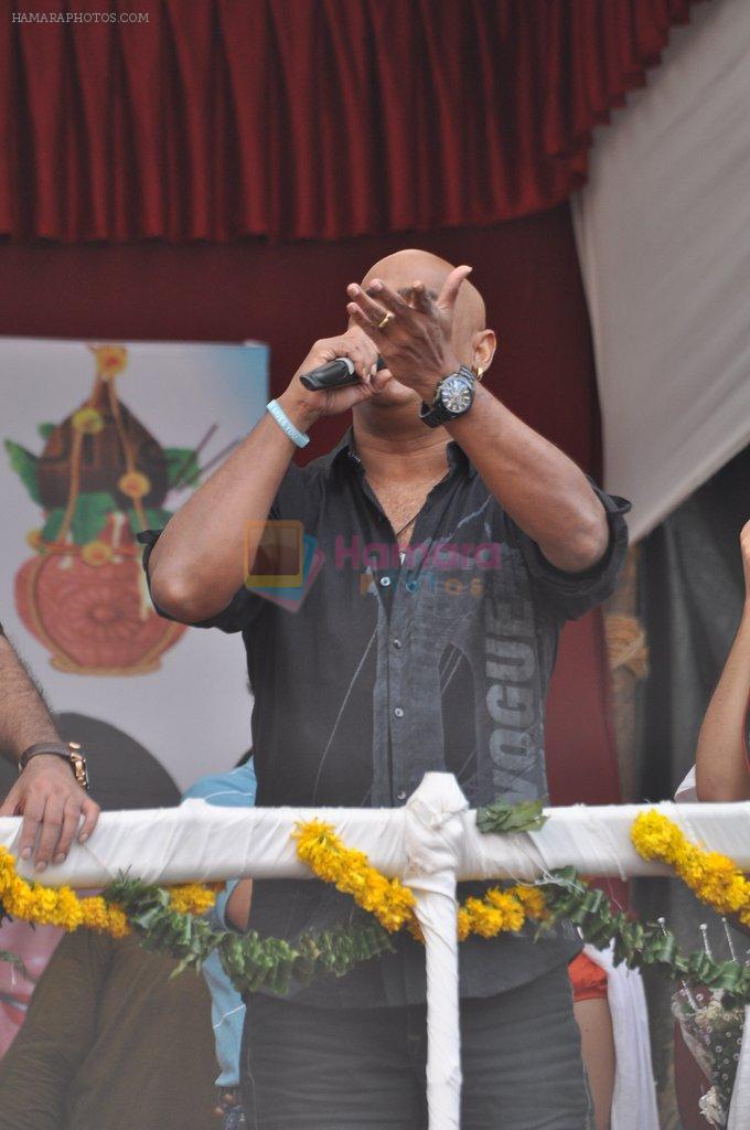 Vinod Kambli at krishna hegde dahi handi in Mumbai on 18th Aug 2014