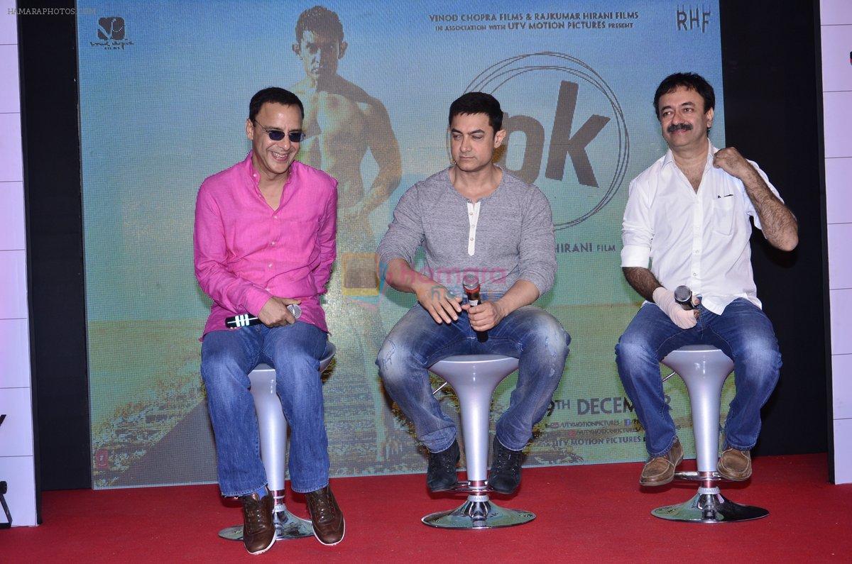 Aamir Khan, RajKumar Hirani and Vidhu Vinod Chopra at PK 2nd poster launch in Mumbai on 20th Aug 2014