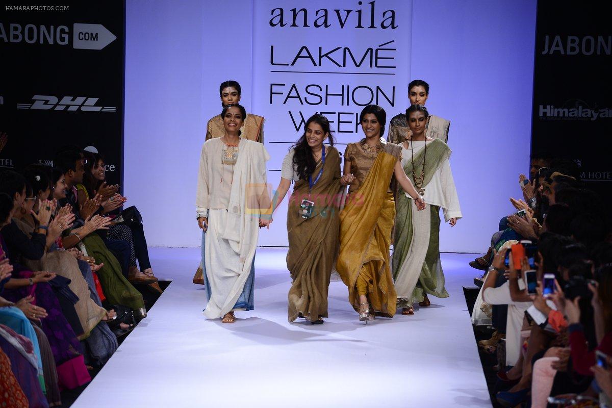 Konkona Sen Sharma walk the ramp for Alavila at Lakme Fashion Week Winter Festive 2014 Day 3 on 21st Aug 2014