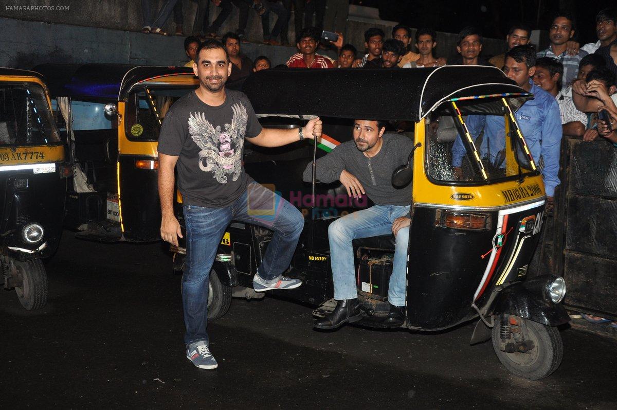 Emraan Hashmi, Kunal Deshmukh at Raja Natwarlal special screening for Rickshaw Drivers in Mumbai on 23rd Aug 2014