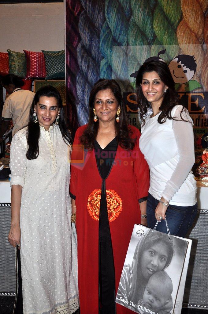 Mana Shetty, Sharmila Khanna at Araish in Four Seasons on 26th Aug 2014
