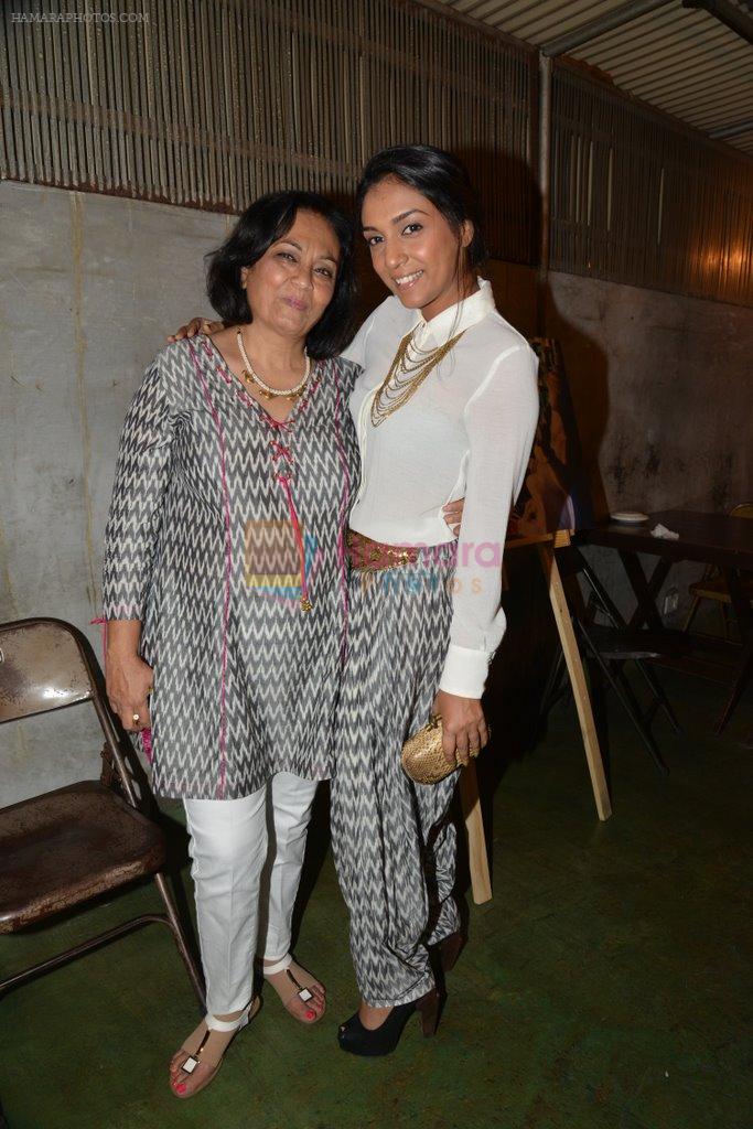 Shweta Salve at the launch of Roshni Chopra's new Fashion Label in Mumbai on 27th Aug 2014