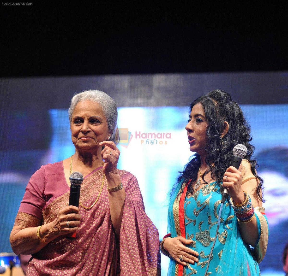 Waheeda Rehman and  singer Sanjeevani Bhelande at Suresh Wadkar concert in Nehru Centre on 6th Sept 2014