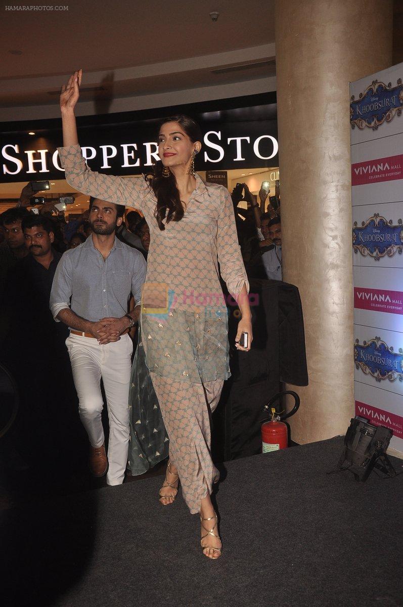 Sonam Kapoor visit Viveana Mall for Khoobsurat promotions in Mumbai on 7th Sept 2014