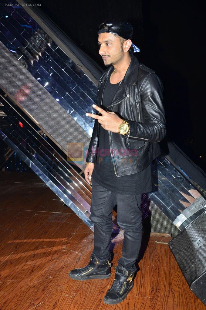 Yo Yo Honey Singh on the sets of Raw Stars in Mumbai on 8th Sept 2014