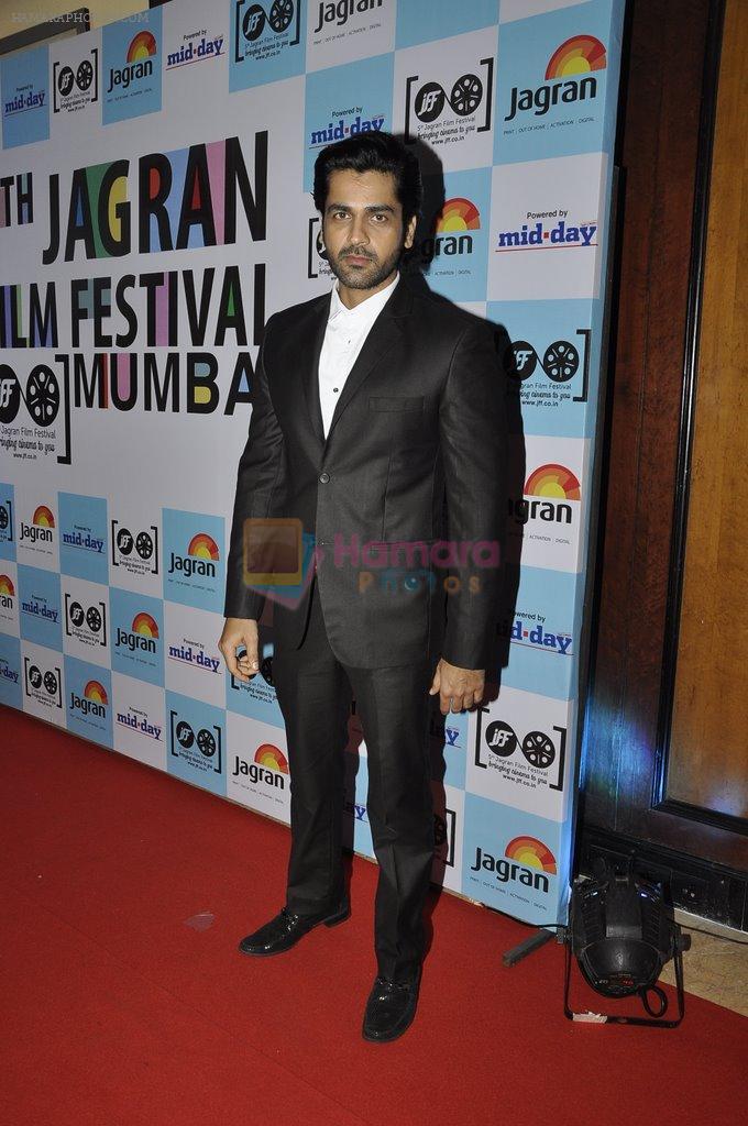 Arjan Bajwa at Jagran Film fest in Taj Lands End on 14th Sept 2014