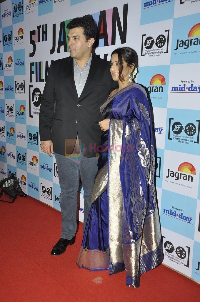 Vidya Balan, Siddharth Roy Kapur at Jagran Film fest in Taj Lands End on 14th Sept 2014