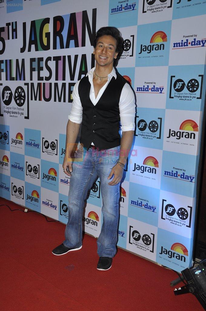 Tiger Shroff at Jagran Film fest in Taj Lands End on 14th Sept 2014
