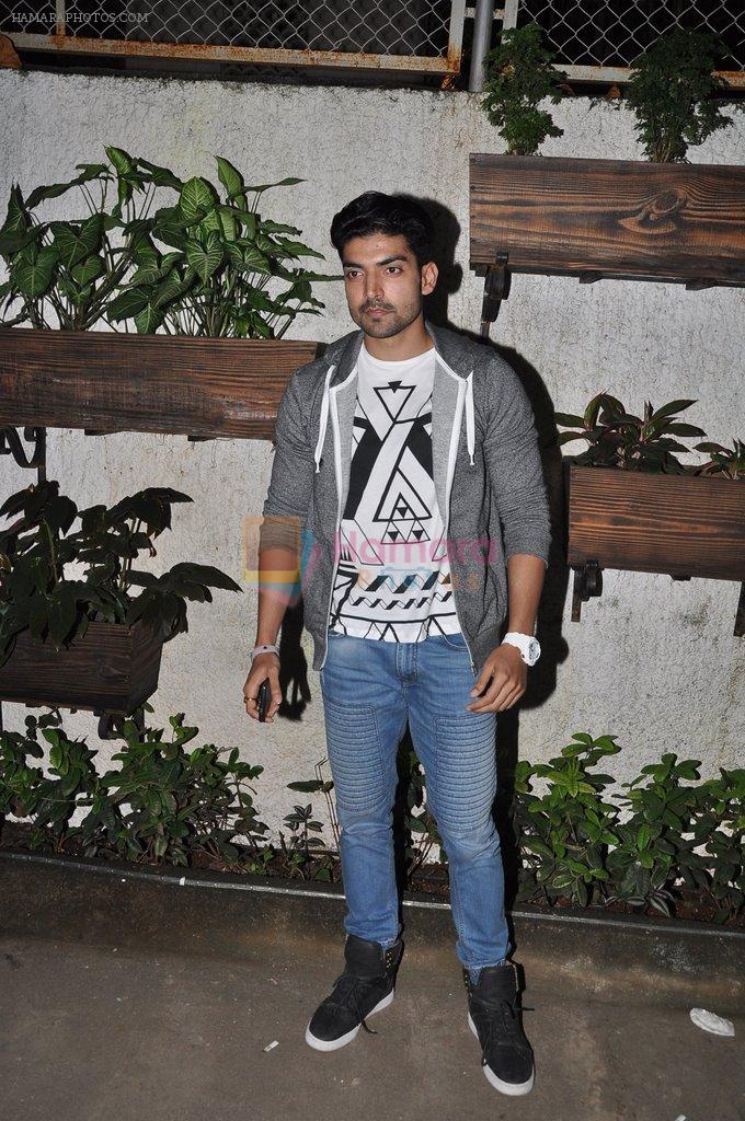 Gurmeet Choudhary at 3AM premiere in Sunny Super Sound on 25th Sept 2014