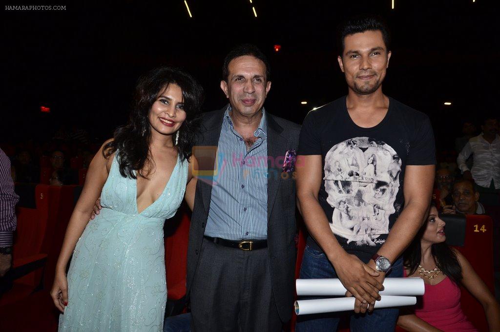 Rachna Shah, Randeep Hooda, Parvez Damania at Rang Rasiya music launch in Deepak Cinema on 25th Sept 2014