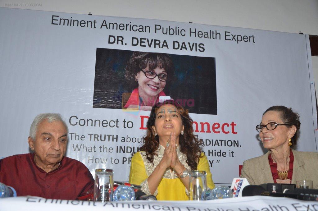 Juhi Chawla at Dr Devra Davis book launch in press club on 2nd Oct 2014