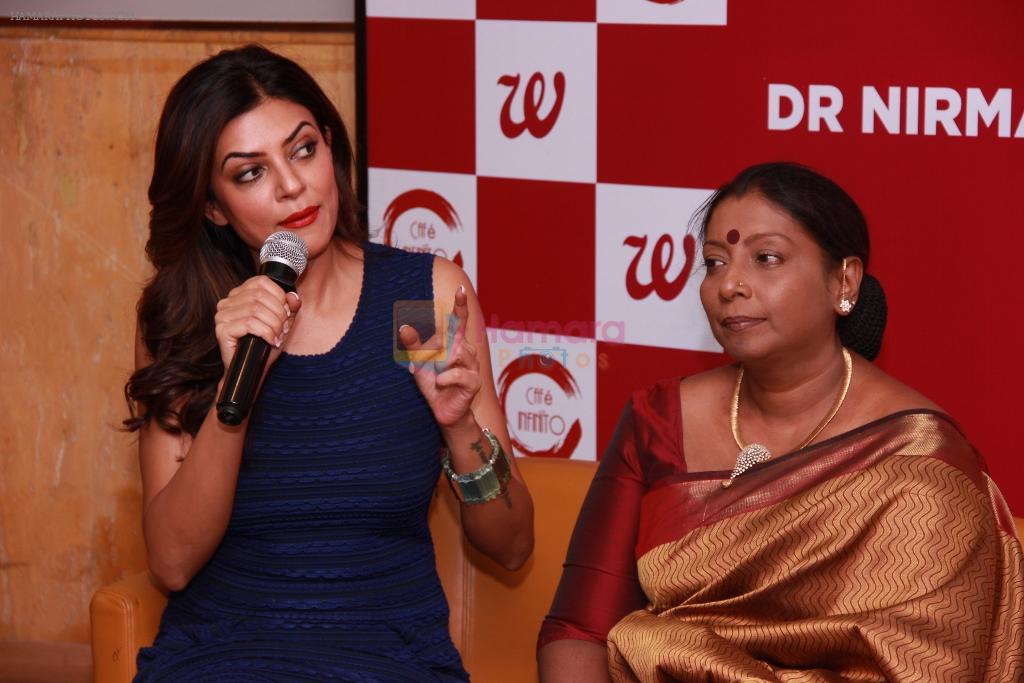 Sushmita Sen at Beauty at your fingertips book launch by Nirmala Shetty in Mumbai on 8th Oct 2014