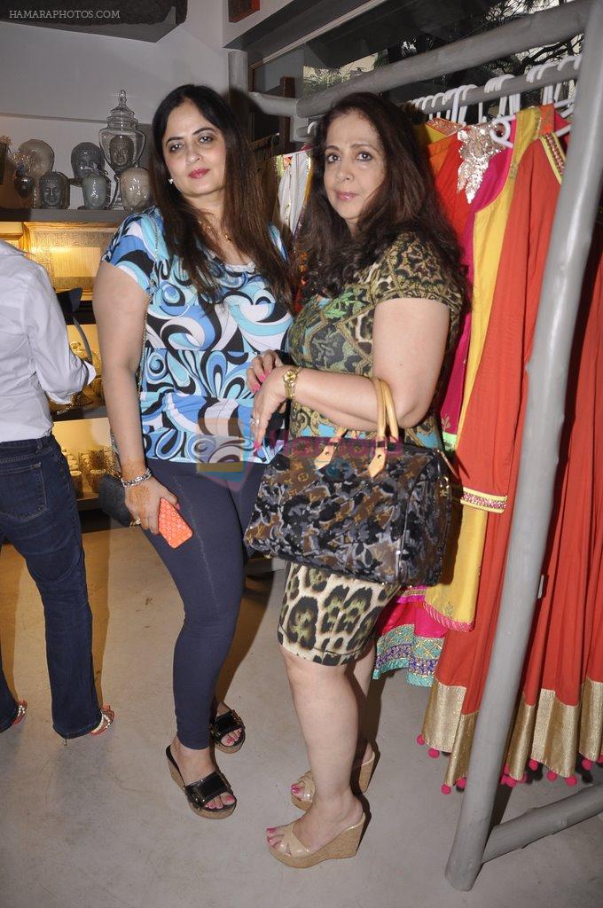 at Laila Singh showcases her new collection at Twinkle Khanna's Store The White Window in Mumbai on 9th Oct 2014