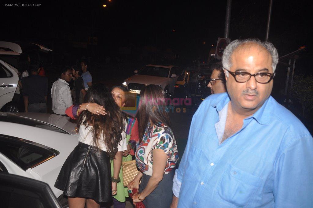 Sridevi, Boney Kapoor, Jhanvi Kapoor snapped in Mumbai on 13th Oct 2014