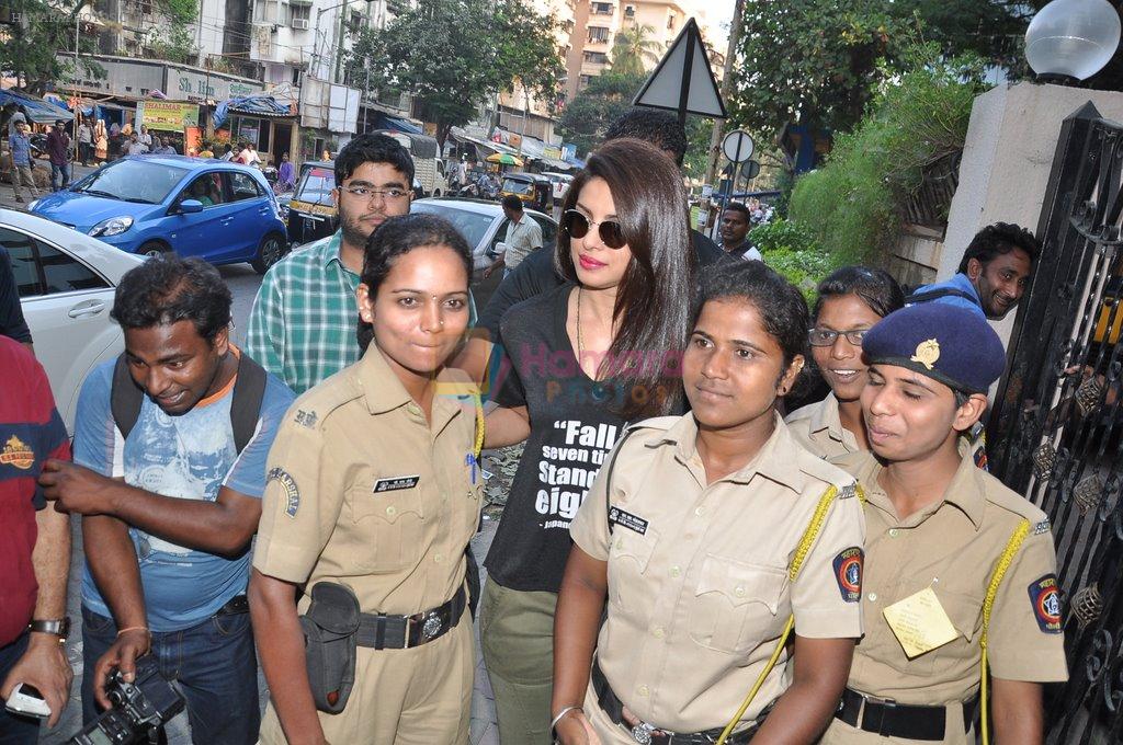 Priyanka Chopra vote in Mumbai on 15th Oct 2014