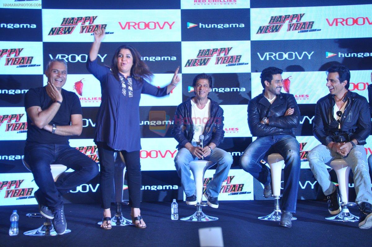 Neeraj Roy, Farah Khan, Shah Rukh Khan, Abhishek Bachchan, Vivaan Shah, Sonu Sood at Happy New Year game launch by Hungama in Taj Land's End, Mumbai on 27th Oct 2014