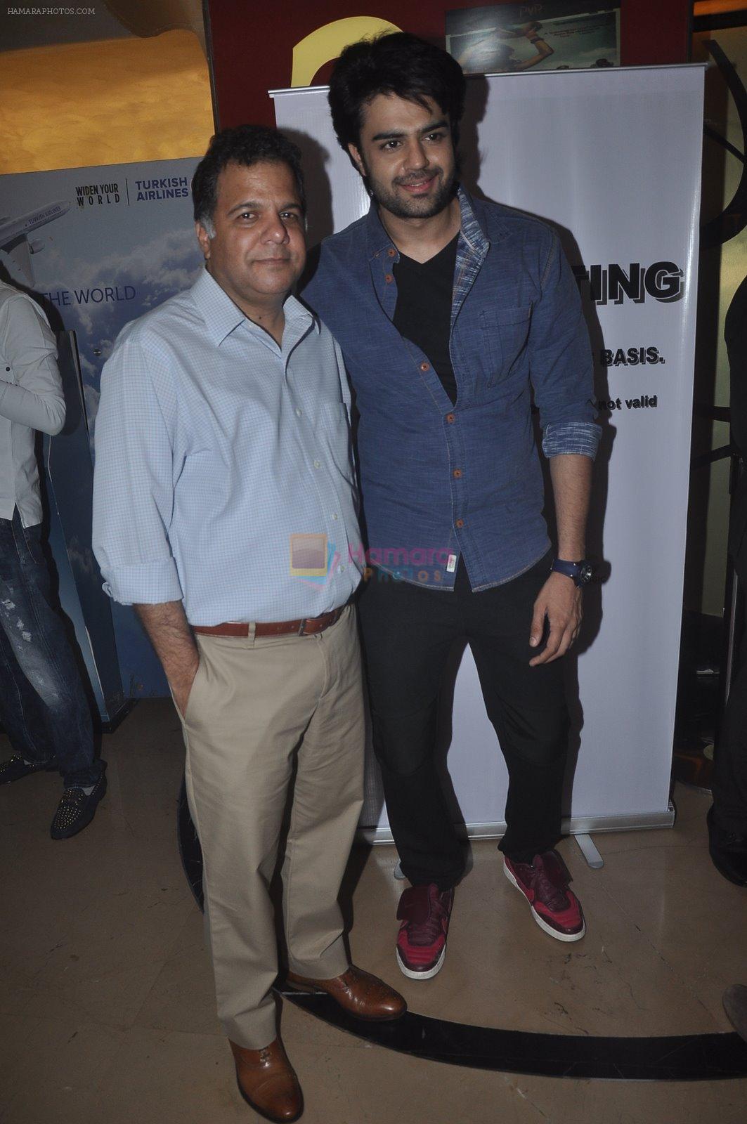 Manish Paul at The Shaukeens premiere in PVR, Mumbai on 6th Nov 2014
