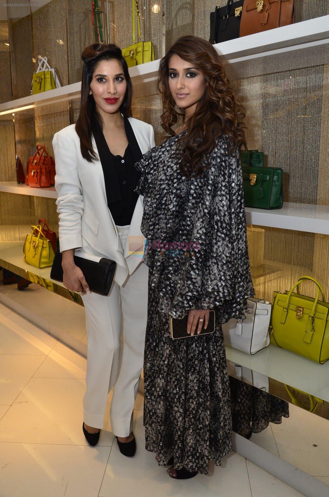 Ileana D'Cruz, Sophie Choudry at Michael Korrs store launch in Palladium, Mumbai on 7th Nov 2014