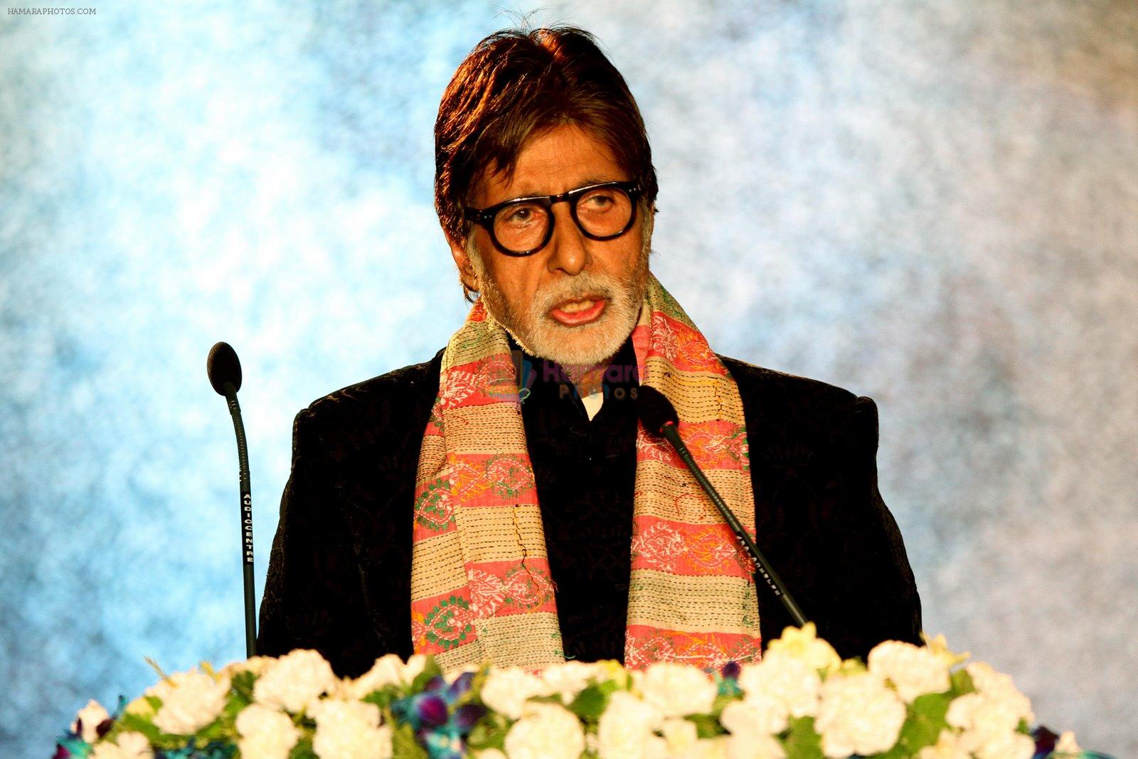 Amitabh Bachchan at kolkatta international film festival on 10th Nov 2014