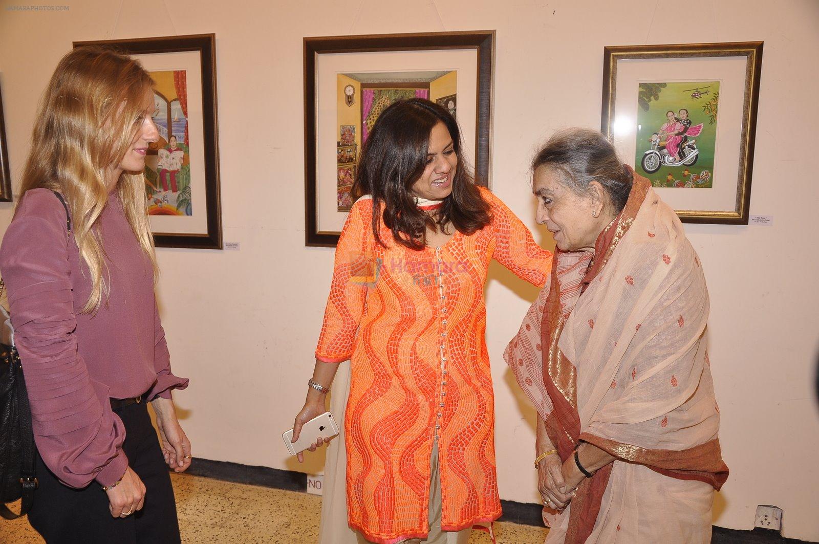 Lalita Lajmi at Naina Kanodia's exhibition in Mumbai on 10th Nov 2014