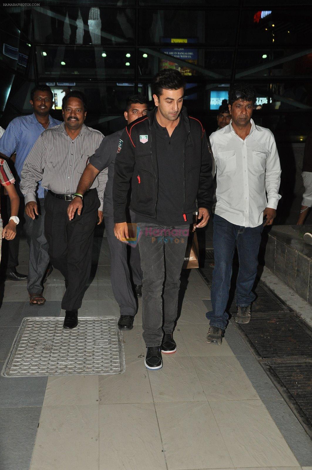 Ranbir Kapoor snapped at airport on 11th Nov 2014