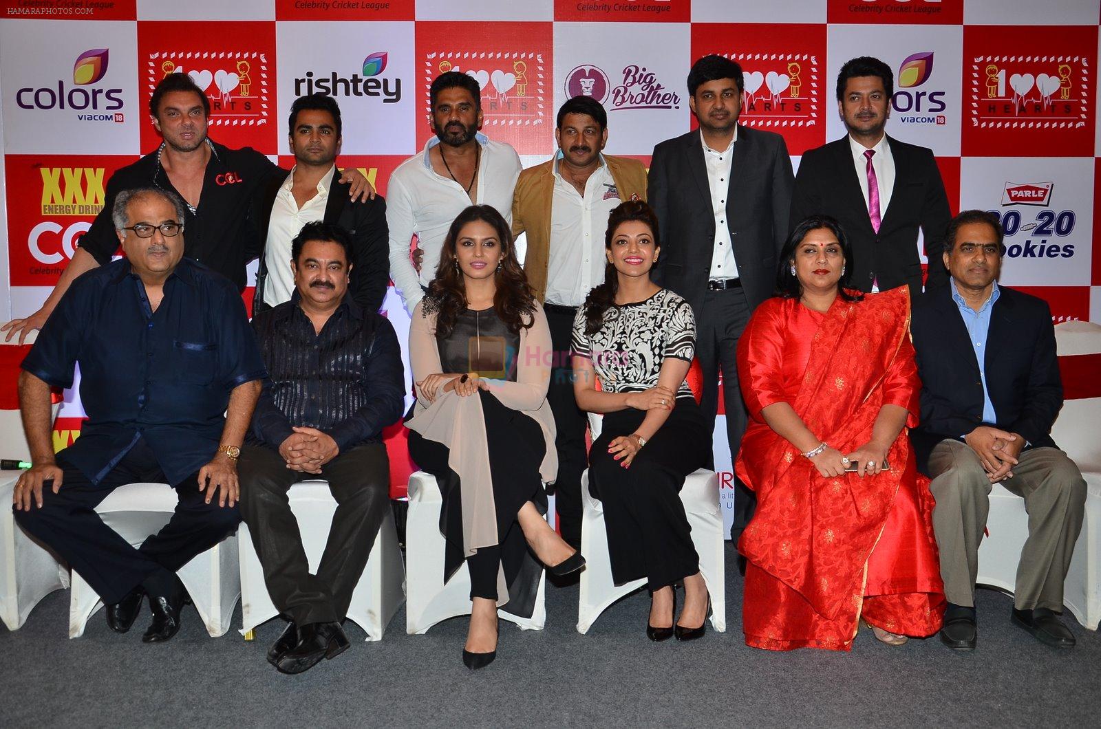 Kajal Aggarwal, Huma Qureshi, Sunil Shetty, Sohail Khan, Sachiin Joshi, Manoj Tiwari, Boney Kapoor at CCL 100 hearts bash in Palladium on 14th Nov 2014