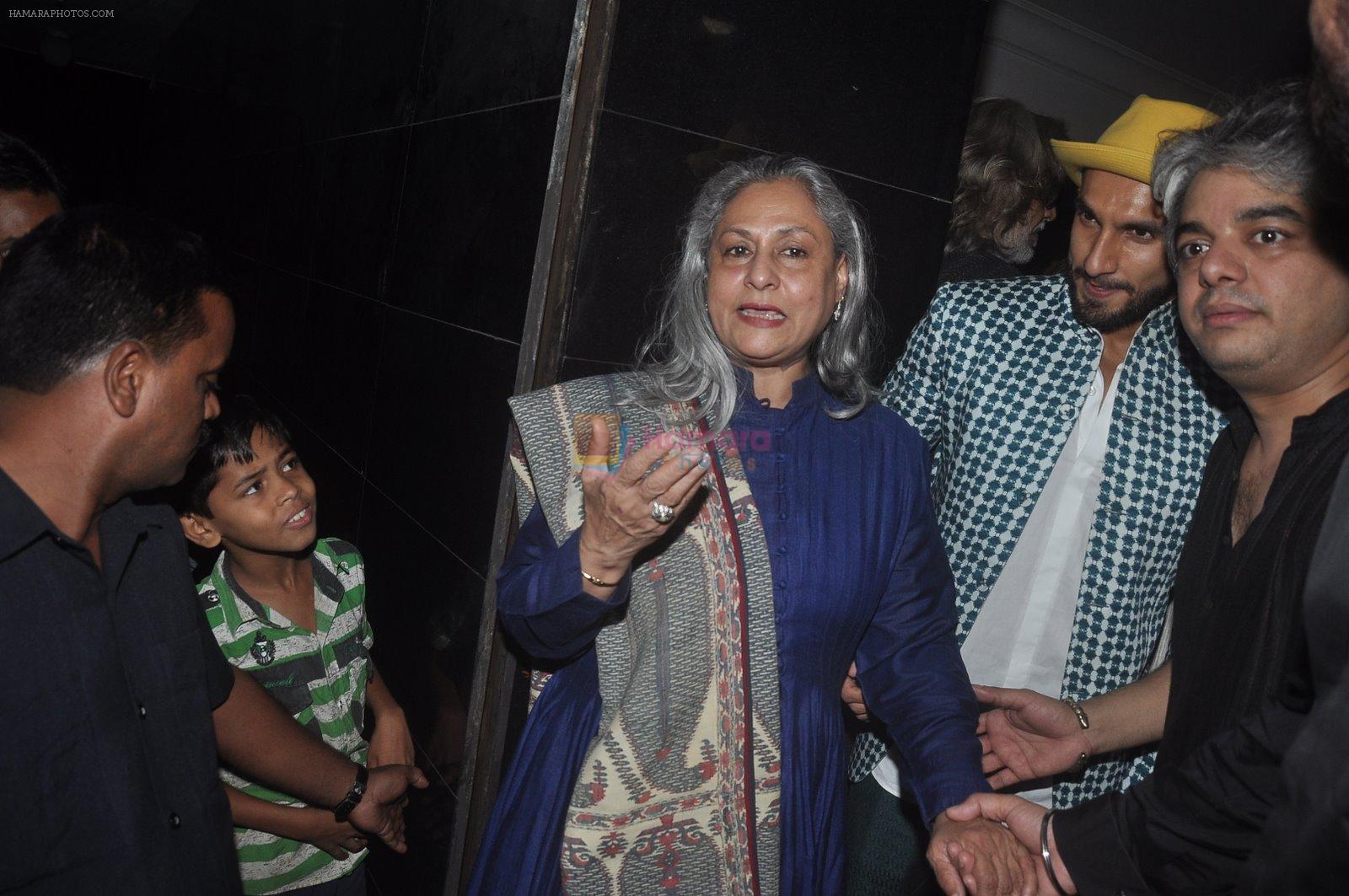 Jaya Bachchan, Ranveer Singh at the Special screening of Kill Dil in Chandan on 14th Nov 2014