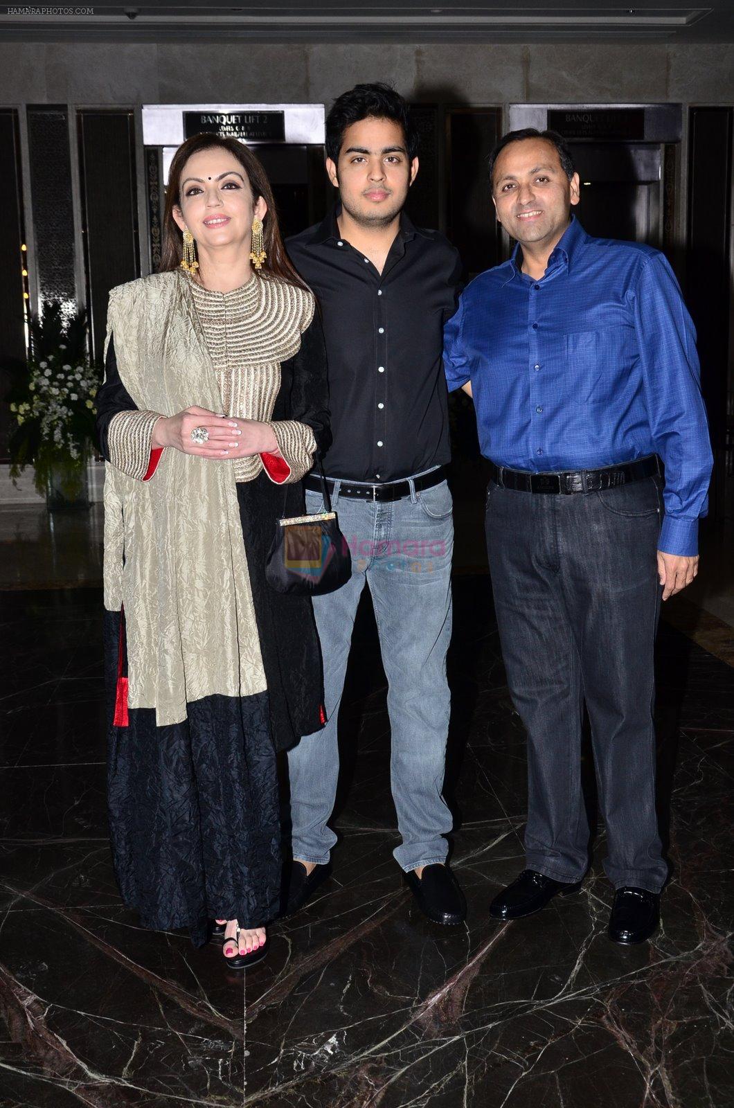 Nita Ambani at Rohit Sharma's bash in Palladium on 20th Nov 2014
